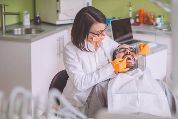 Best Broken or Cracked Tooth Emergency Dentist in Centrevle, IL